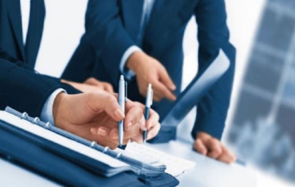 Nel 2022 aumentano sia i collaboratori che i professionisti | Il documento