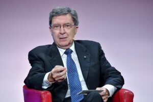 Enrico Giovannini (ministro Infrastrutture e mobilità sostenibili): «1,4 miliardi per sostenere il trasporto pubblico locale»