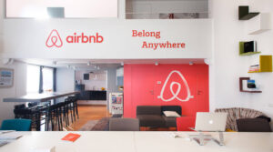 Sondaggio Airbnb, le prenotazioni degli italiani salite del 20%
