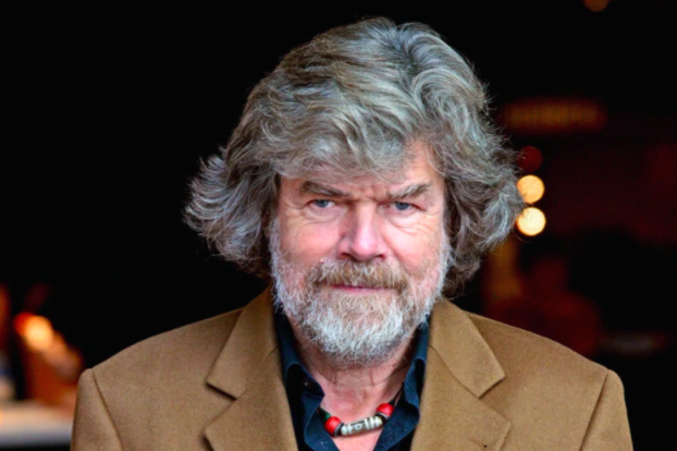 Messner racconta la solitudine del suo Everest senza turisti