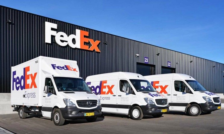 FedEx, vendite online come a Natale durante il confinamento