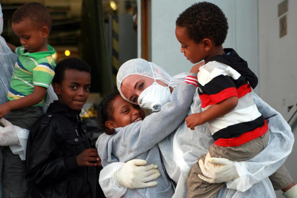 Dossier Caritas-Migrantes: la crisi natalità è anche tra stranieri | L’analisi