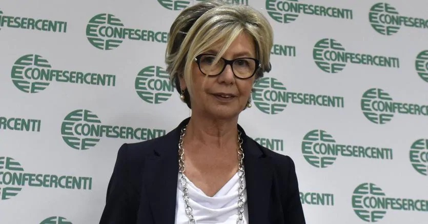 Patrizia De Luise (presidente Confesercenti): «Covid: impatto devastante sui consumi delle famiglie»