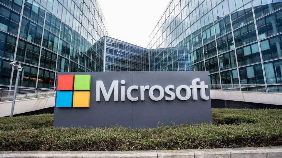 Microsoft punta alla riduzione dei costi e taglia 10.000 posti | Lo scenario