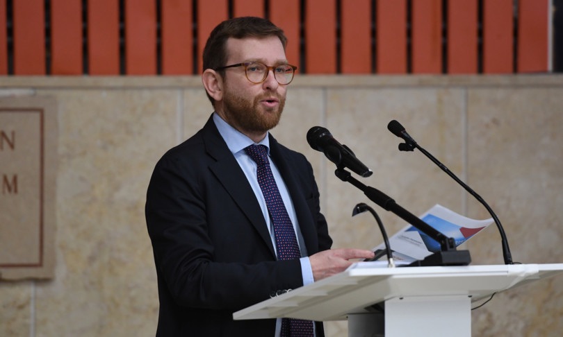 Provenzano: «Subito sgravi fiscali del 30% per il Sud»