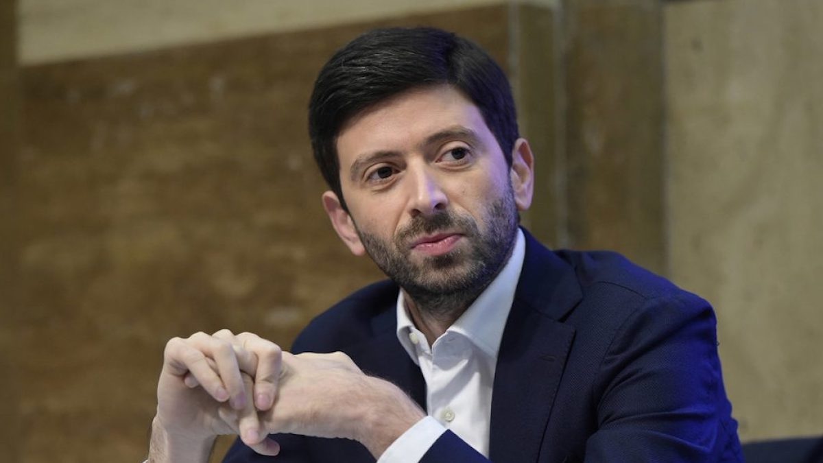Roberto Speranza (ministro Salute): «Serve un patto Paese: priorità assoluta per il futuro dell'Italia»