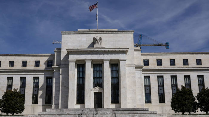 Fed: l'economia dipende dal virus, useremo tutti gli strumenti possibili