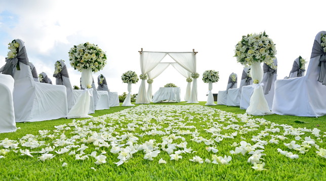 Federmatrimoni: calo del fatturato del 90%, il Governo si accorga di noi