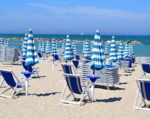 Le concessioni balneari sono alla stretta finale: possibile intervento decisivo di Bruxelles | Lo scenario