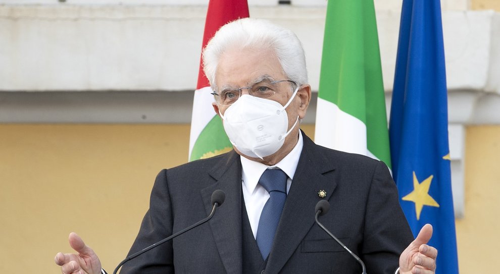 Mattarella: «I lavoro porterà il Paese fuori dall’emergenza»
