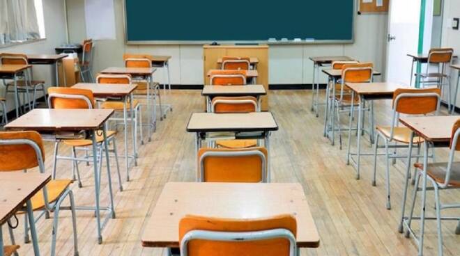 Viola Ardone (Repubblica): «Campania: si chiudono le scuole, i bambini restano a casa»