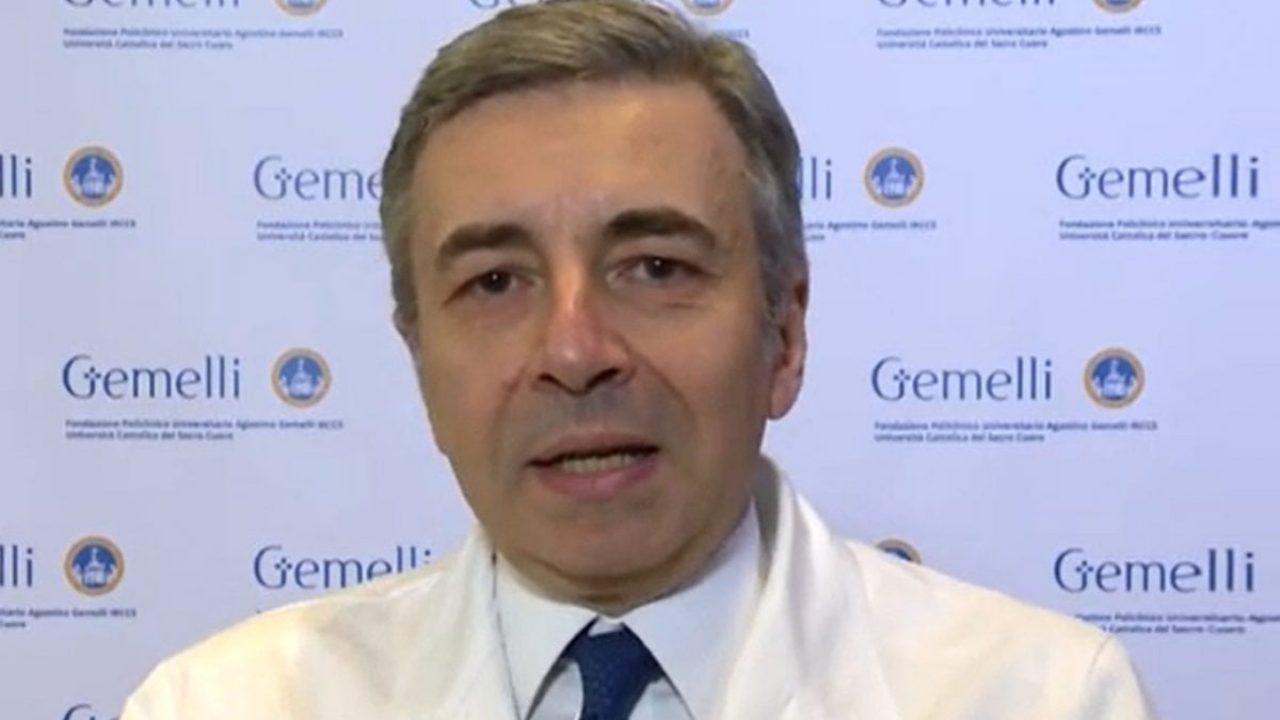 Luca Richeldi (direttore Pneumologia Policlinico Gemelli): «Sulle vaccinazioni è necessario insistere»