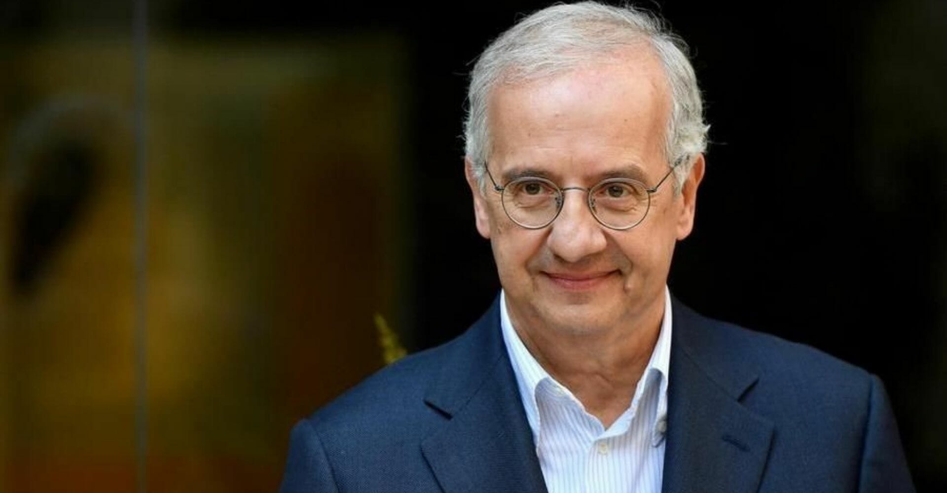 Veltroni: «Il governo indichi una data per le riaperture»