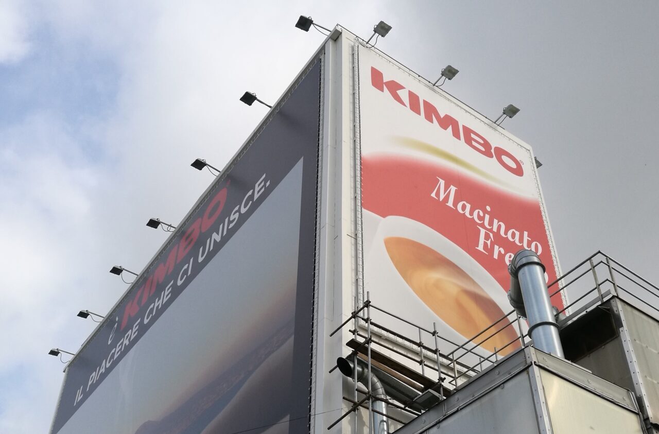 Kimbo, bonus di 300 euro a tutti i dipendenti