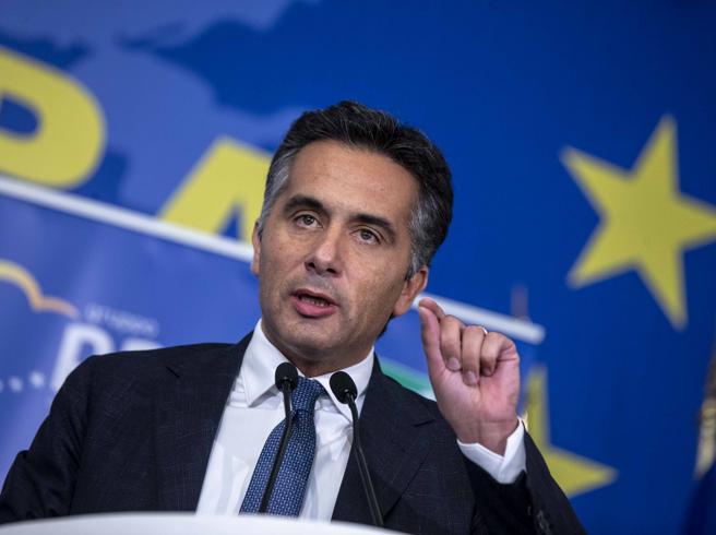 Massimo Salini Eurodeputato FI
