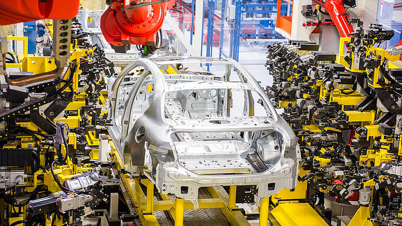 Centro studi Promotor: la ripresa nel 2021 per l'auto è decisamente più lenta
