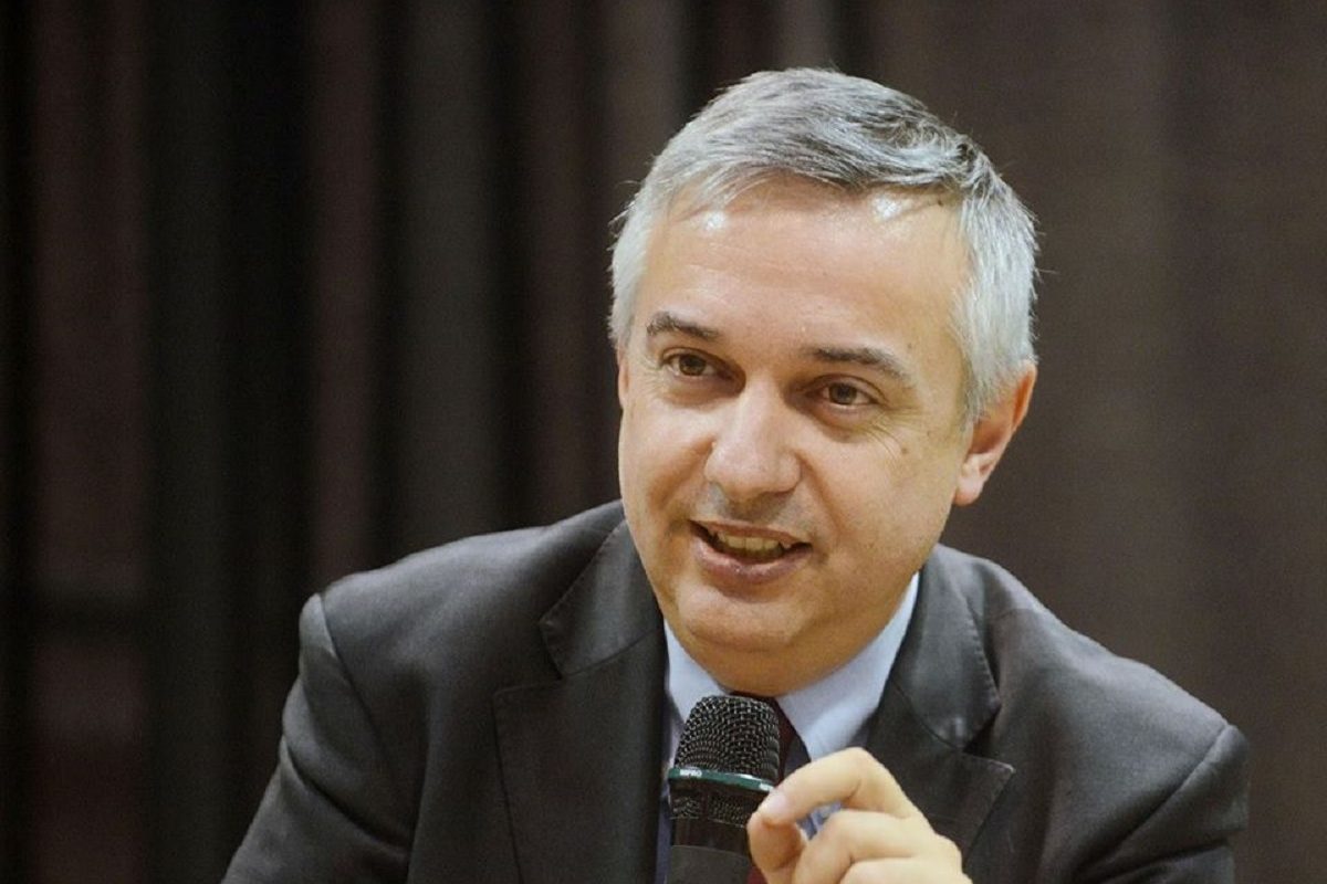 Molinari: «È tempo di scrivere nuovi diritti digitali»