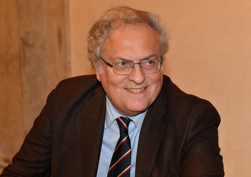 Stefano Folli (Repubblica): «Il centrodestra riuscirà a far pesare in modo decisivo i suoi voti?»