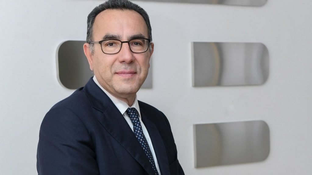 Lavoro agile, Sale:«Pensare a nuovi modelli organizzativi»