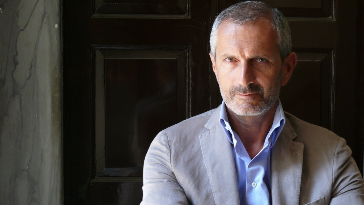 Reithera, Carofiglio: «Vaccinato e contento»