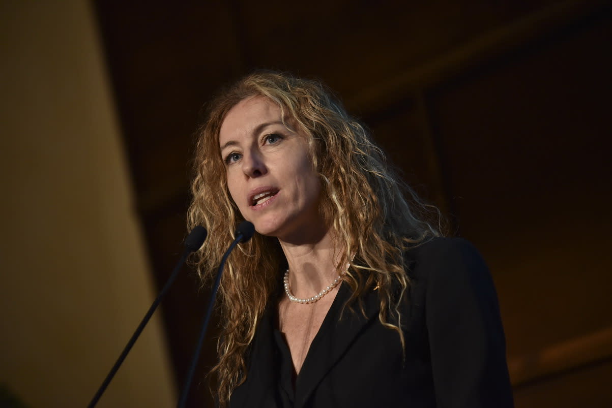 Disabilità, Stefani: «Pronti 7 mln di mascherine trasparenti»