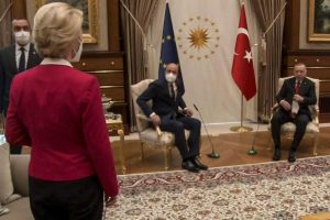 Von der Leyen e Erdogan