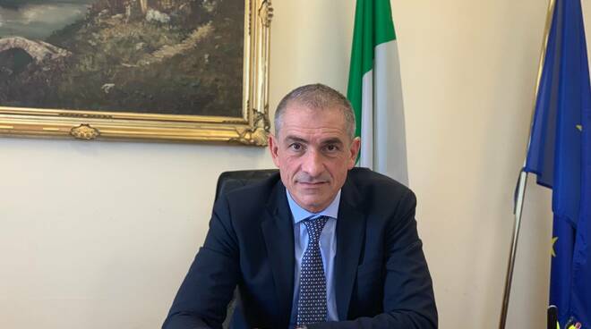 Andrea Costa (sottosegretario Salute): «Con il booster meno di 7 giorni di quarantena»