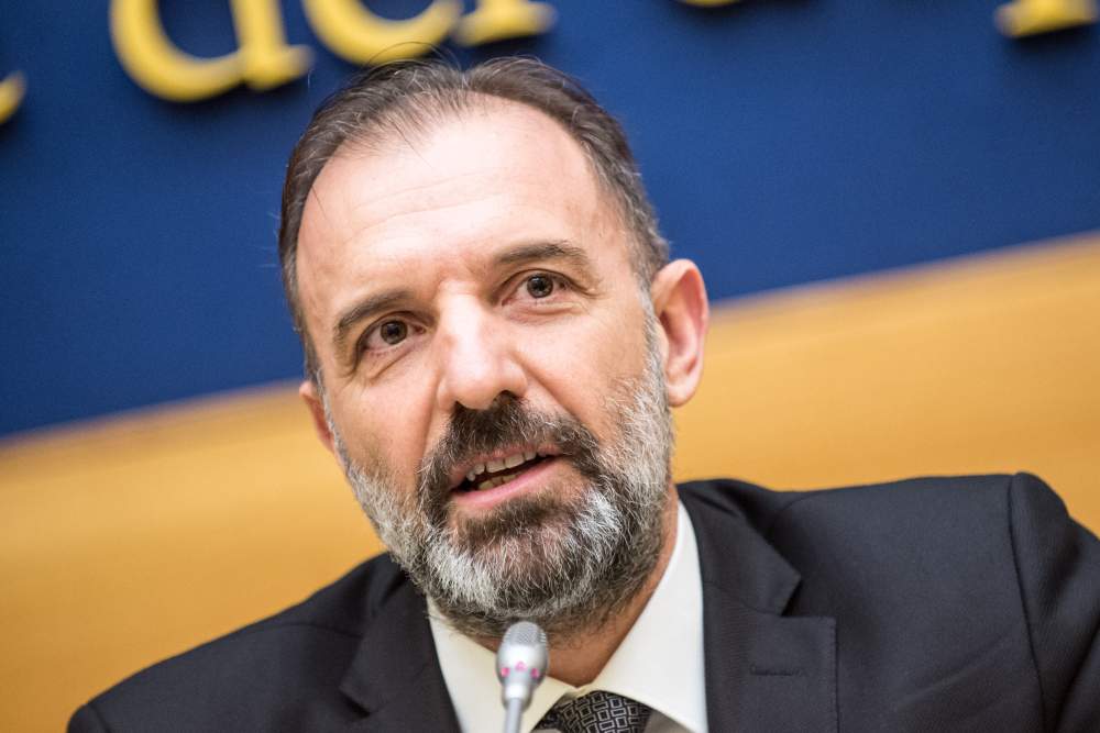Bitonci conferma: “Detrazione Irpef di 10.000 euro per i figli a carico” | Lo scenario