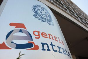 Agenzia delle Entrate: modello e istruzioni per chiedere il contributo a fondo perduto