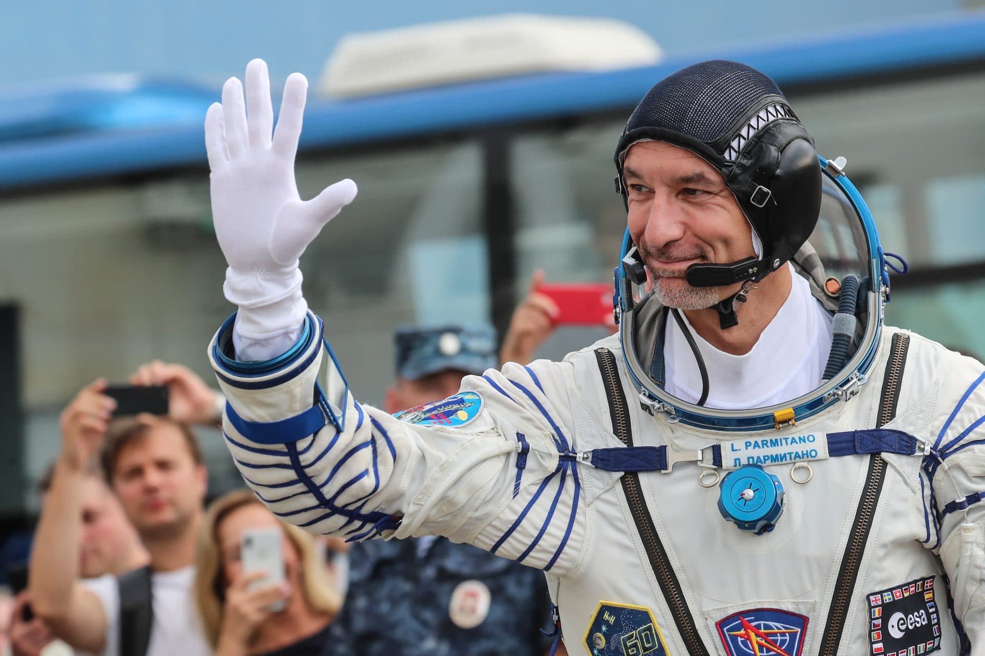 Luca Parmitano (astronauta): «Sostenibilità: dallo Spazio si osservano i fenomeni che definiscono la crisi climatica»