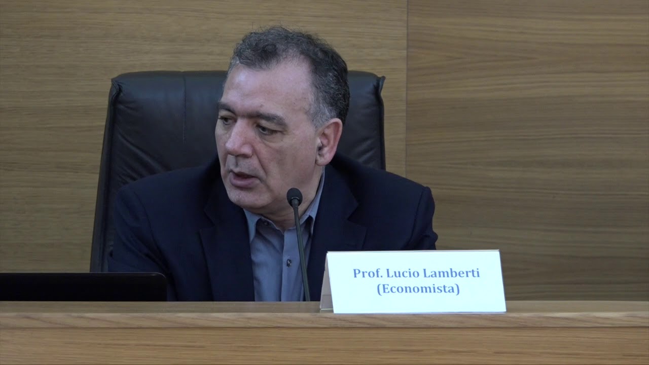Lucio Lamberti (economista): «I servizi fanno sempre più i bilanci delle banche»