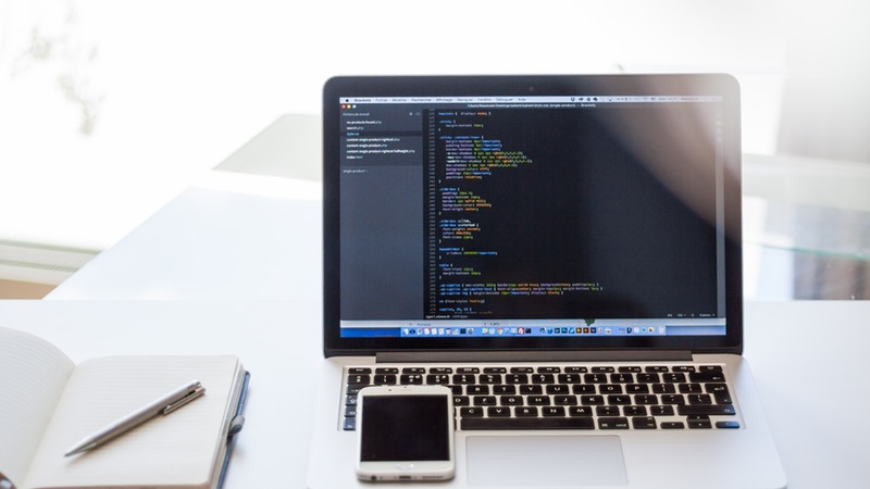 Lusso e innovazione digitale: tra gaming, design e moda