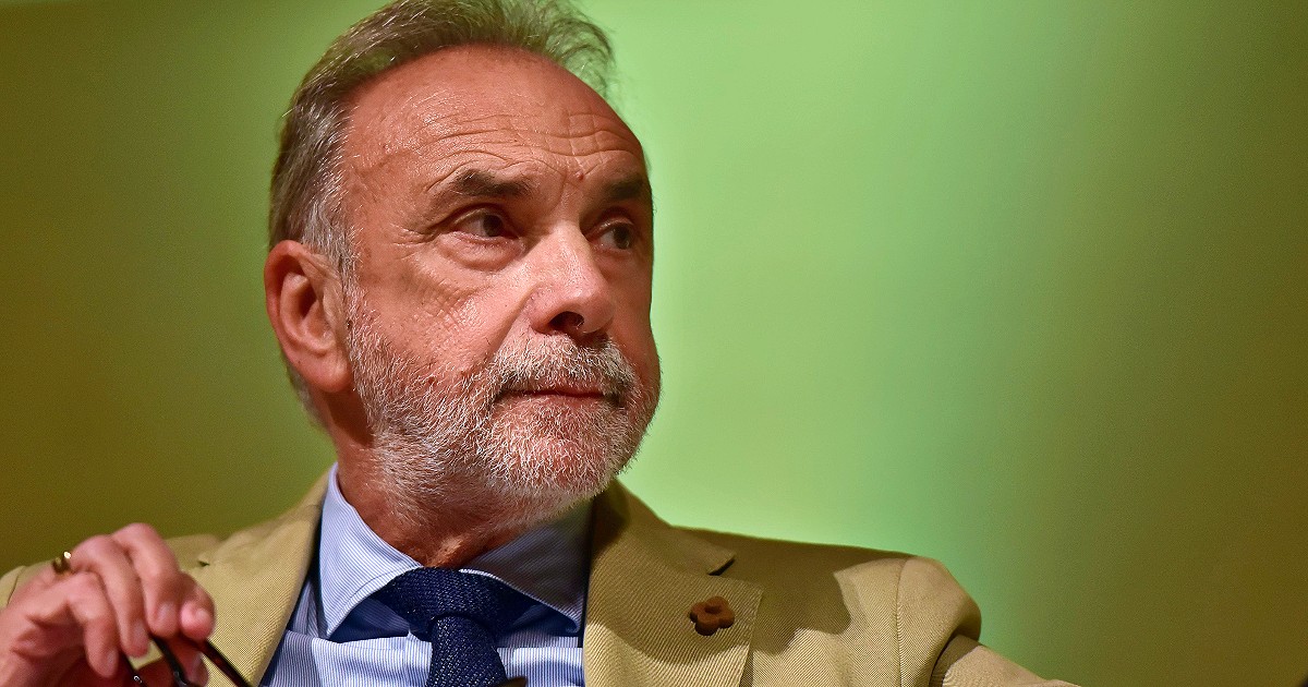 Giuseppe Remuzzi (direttore Mario Negri): «Provo un grande rimorso. Fummo avvisati del Covid 4 settimane prima che scoppiasse in Italia, ma non ci credemmo»