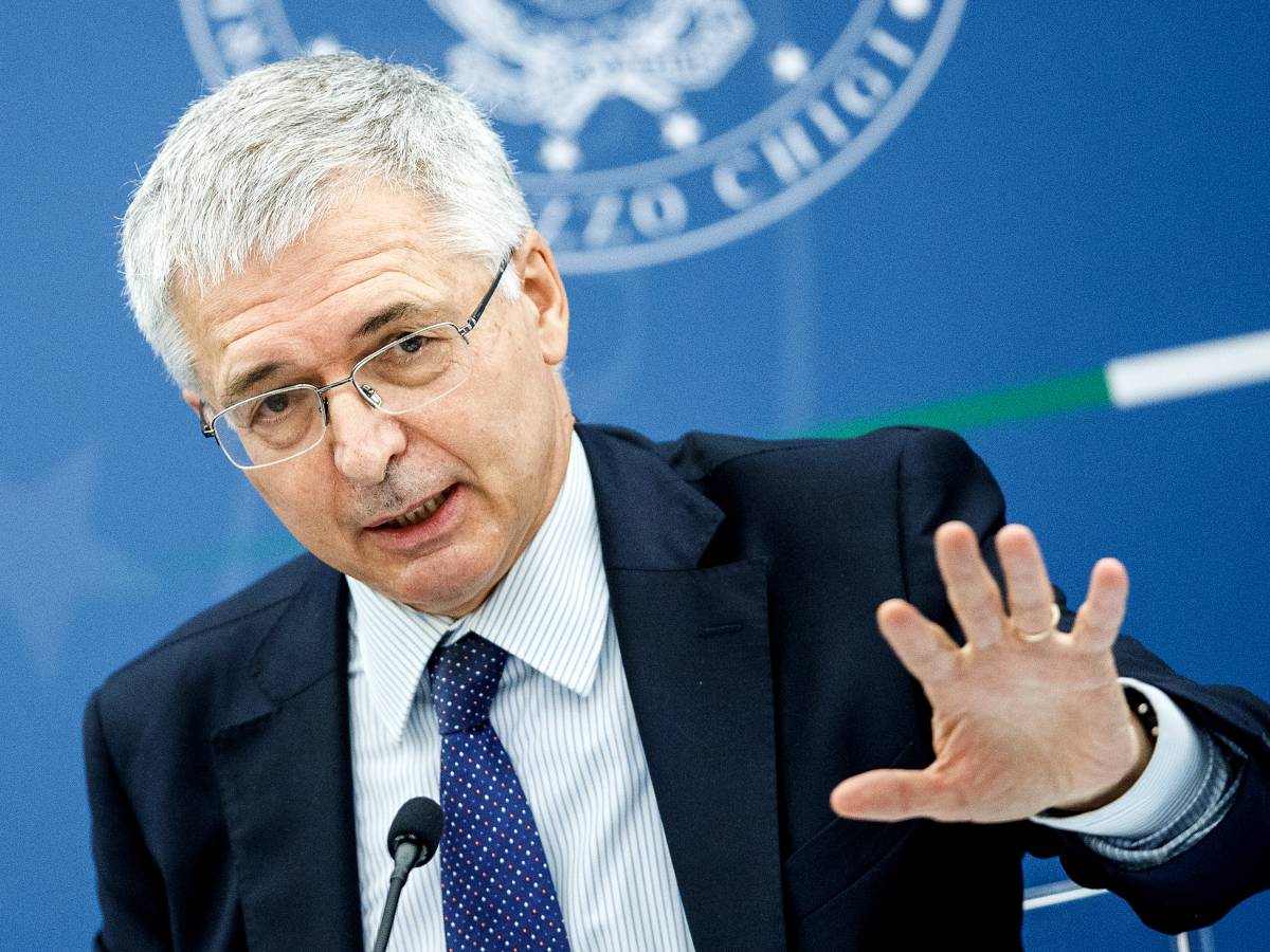 Daniele Franco (Ministro delle Finanze): «Ecco come eviteremo la recessione dell’Italia»