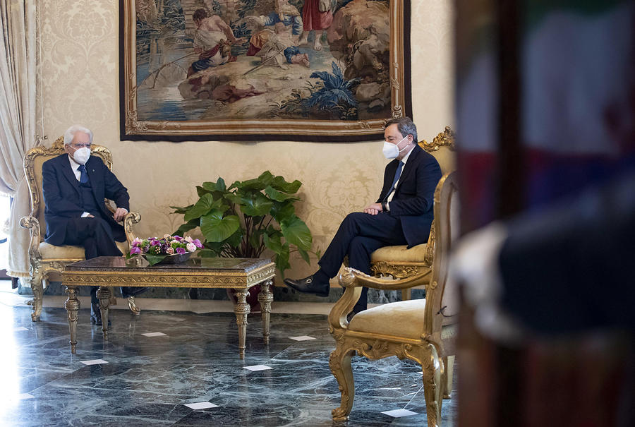 Draghi al Quirinale e i pareri dei politologi
