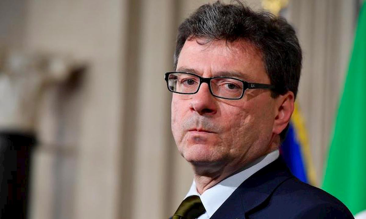 Giancarlo Giorgetti (ministro Sviluppo Economico): «Il boom energia strozza le imprese. Sono necessarie misure straordinarie»