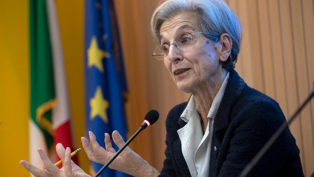 Chiara Saraceno (La Stampa): «Il lavoro in Italia squalifica, non dà più dignità»