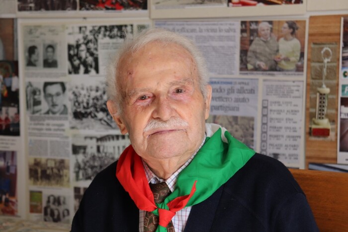 L’appello dell’ultimo partigiano d’Italia: «Ucraini arrendetevi per salvare l’umanità»