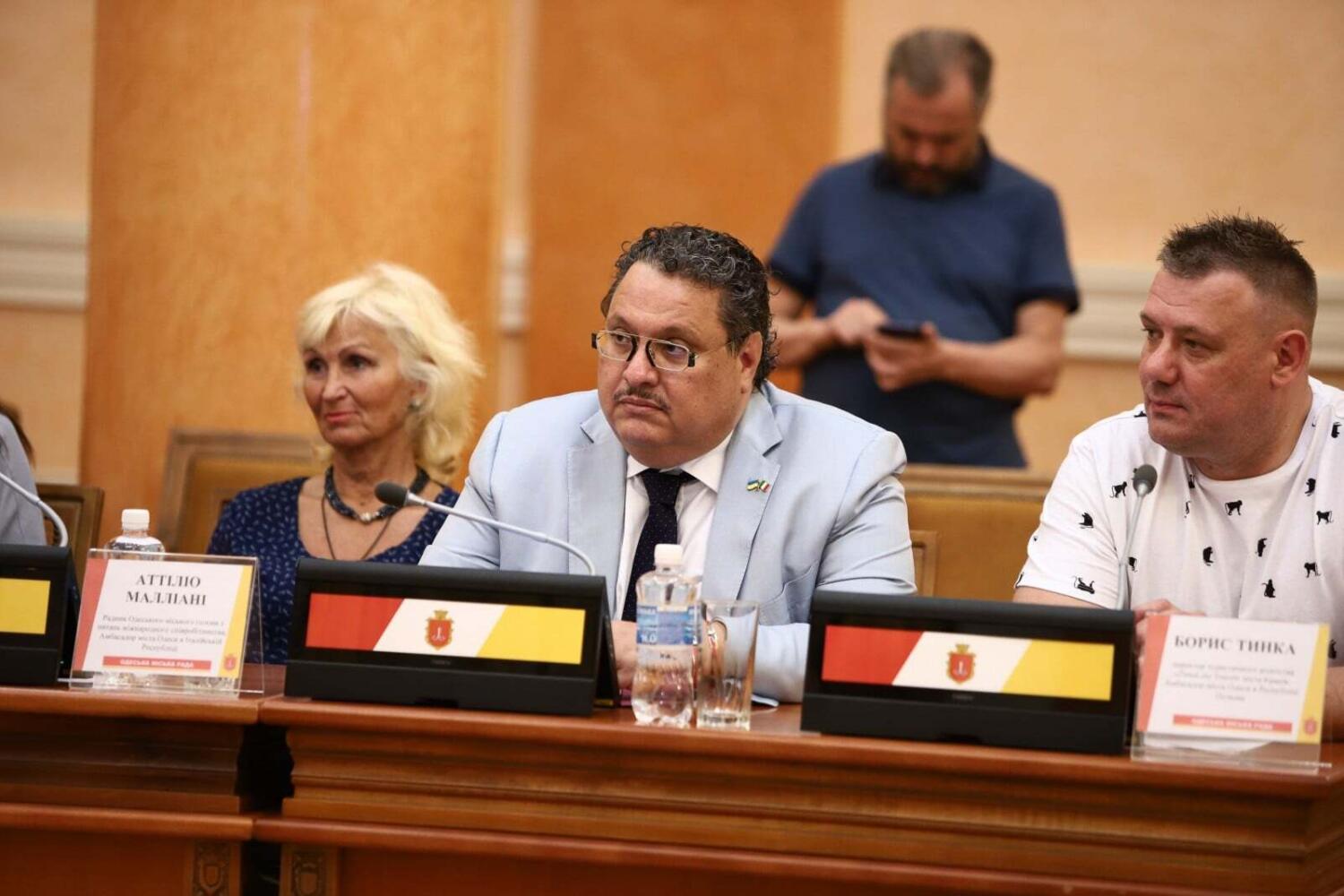 Attilio Malliani (ambasciatore italiano a Odessa): «Resto qui per portare in salvo tutti gli italiani»