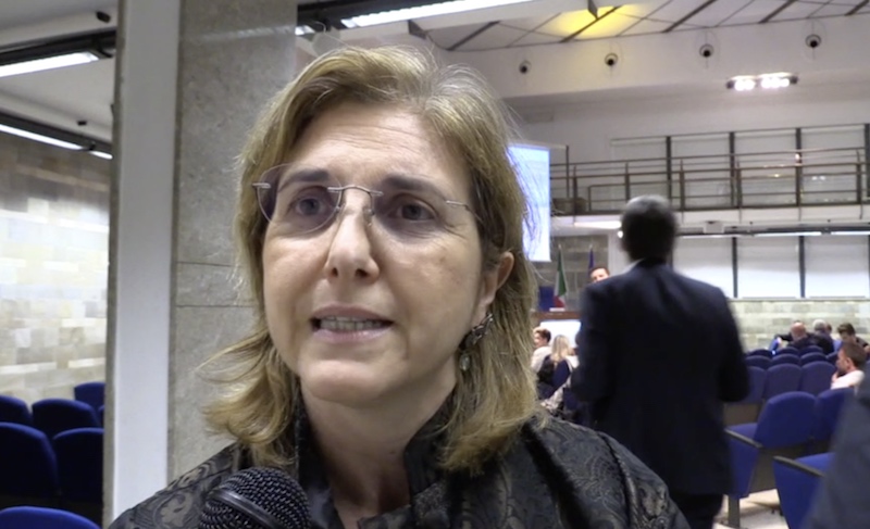 Manuela D'Onofrio (Unicredit): «Se si vogliono proteggere i risparmi bisogna investire nell’economia reale»