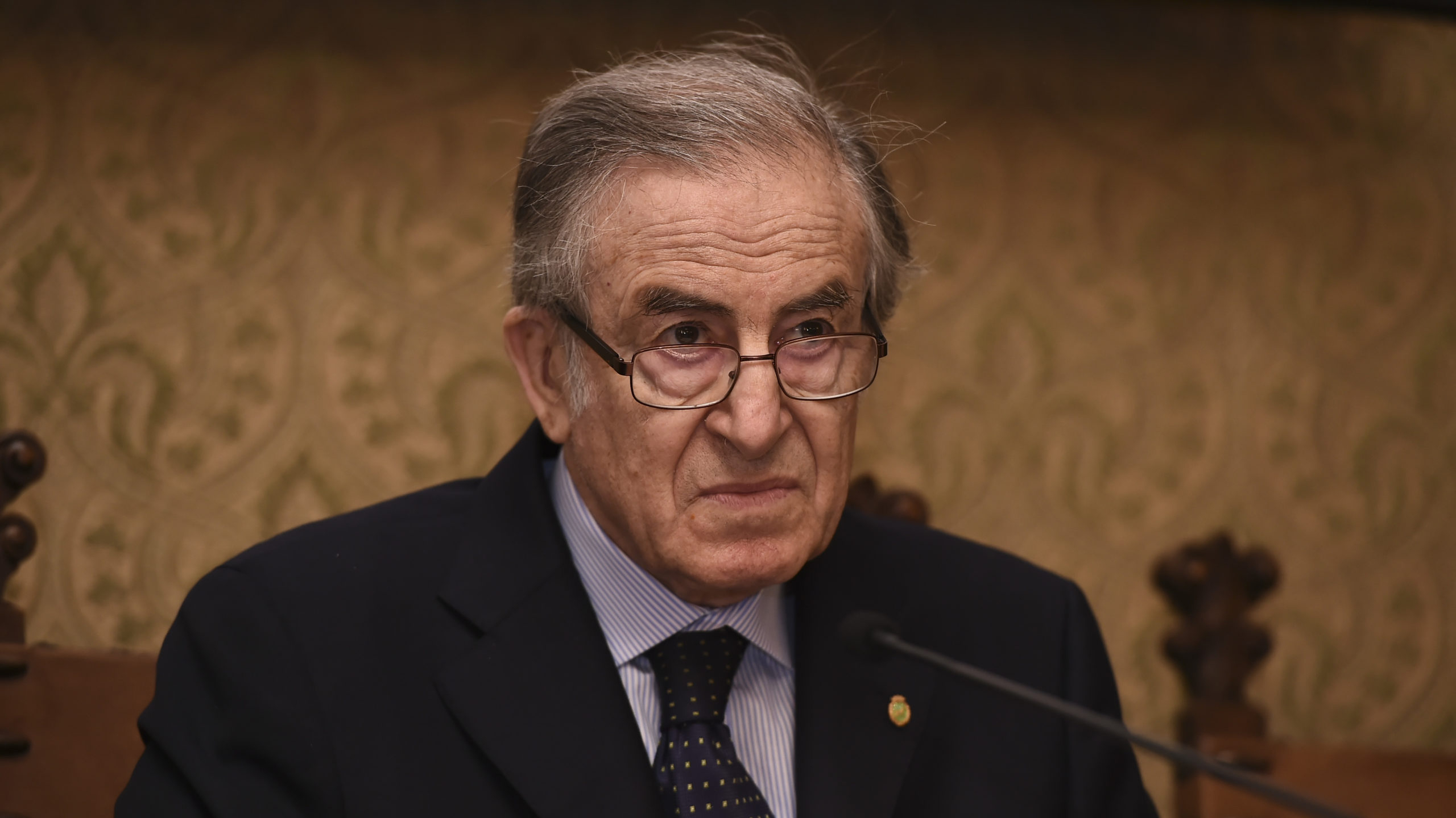 Alberto Quadrio Curzio «Ecco perché gli Eurobond sono una soluzione»