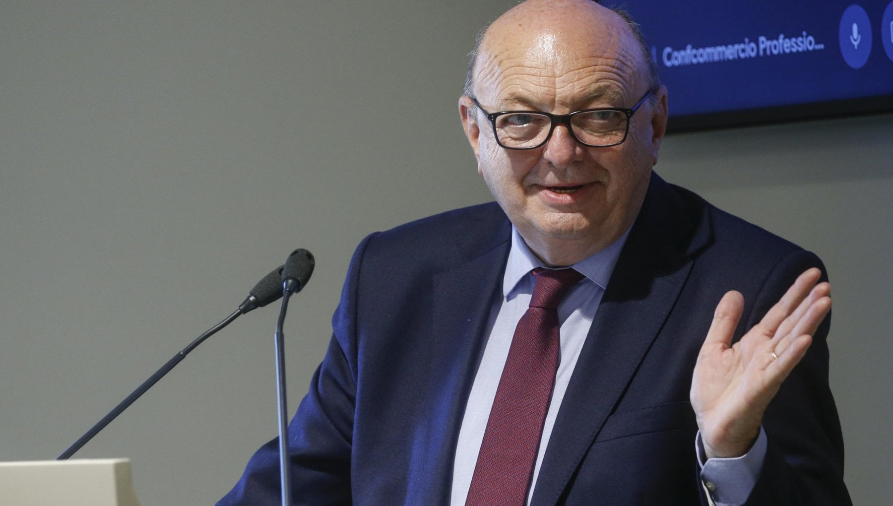 Gilberto Pichetto Fratin (ministro dell'Ambiente): «Lavoriamo a mettere un tetto la prezzo delle energie rinnovabili a 180 euro»