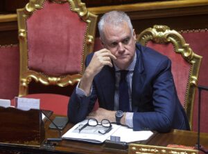 L’annuncio del ministro Zangrillo: “Useremo tutti i fondi del PNRR, a inizio estate un nuovo piano” | Lo scenario