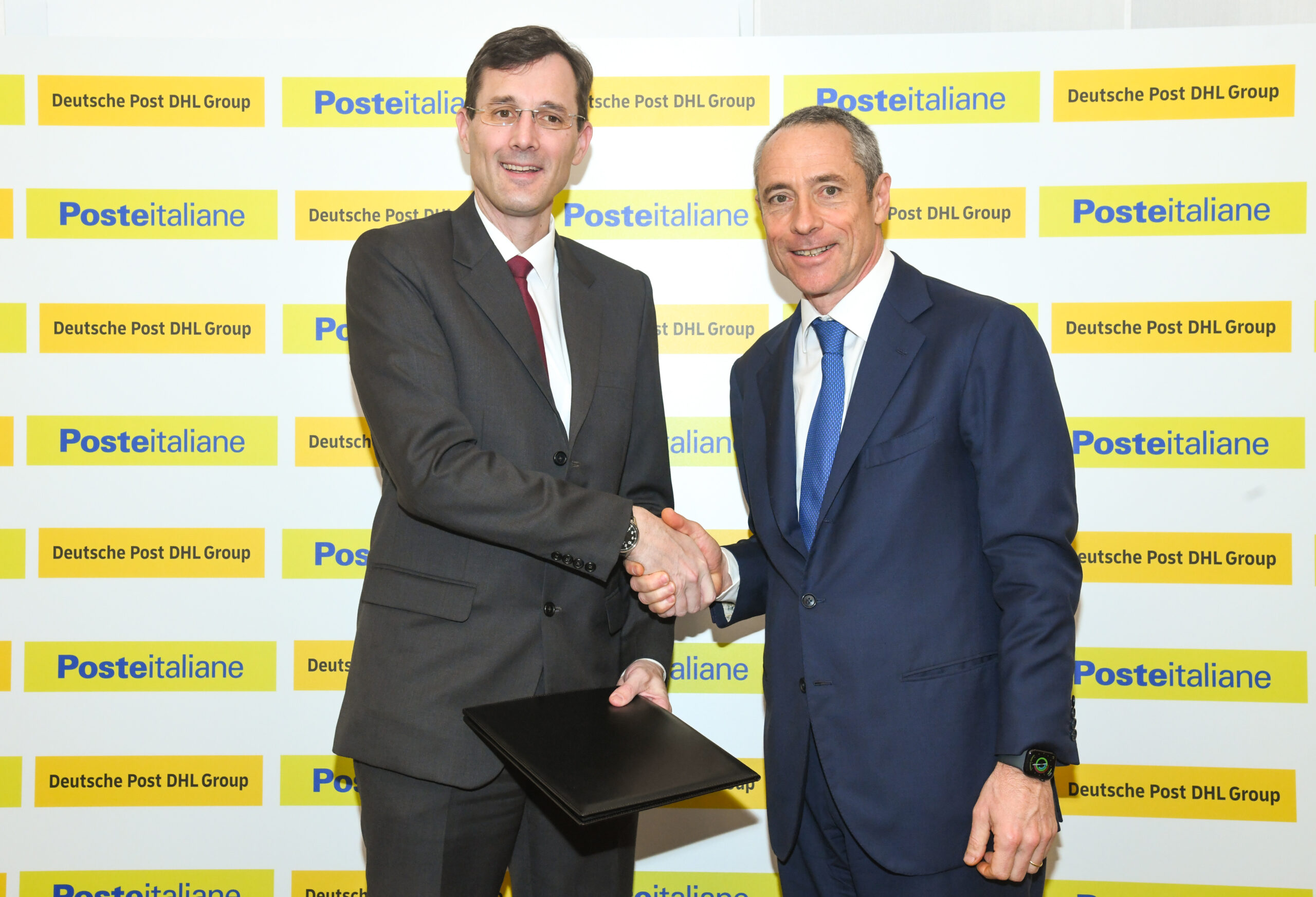 Poste e Dhl alleati per il mercato dei pacchi