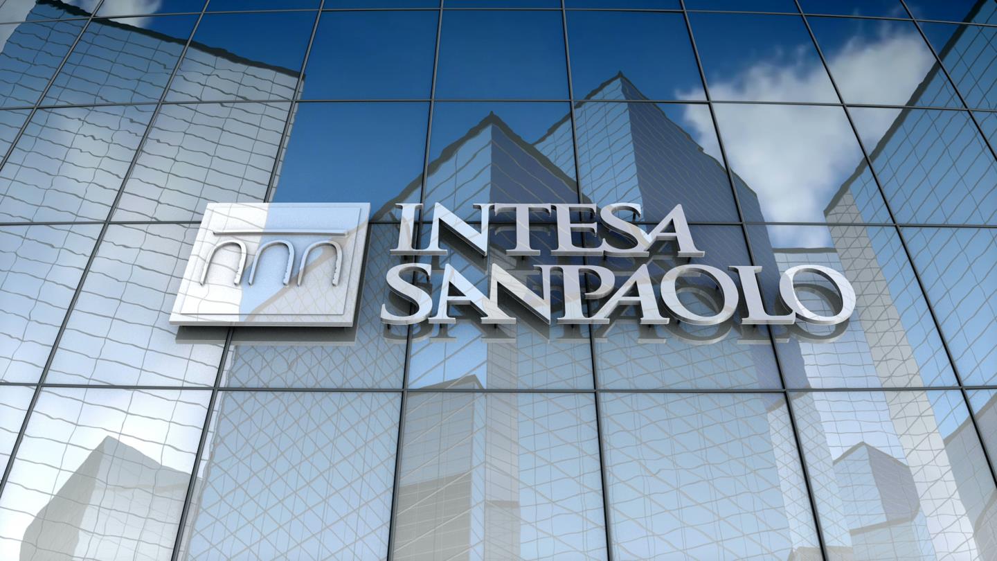 Intesa Sanpaolo è la prima banca europea ad utilizzare l’intelligenza artificiale per l’analisi della regolamentazione | L’iniziativa
