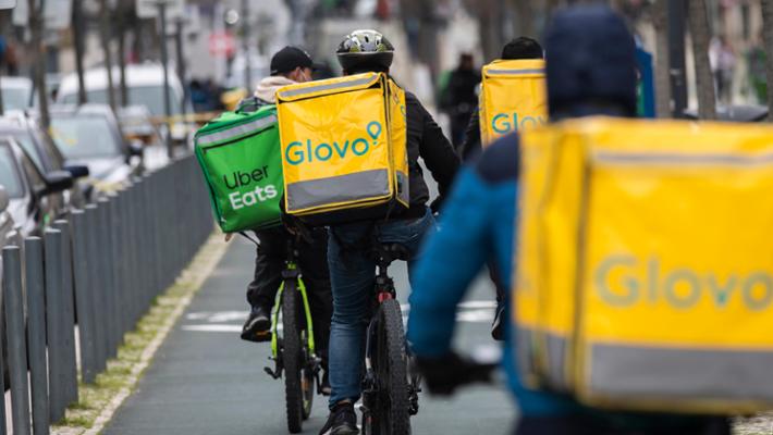 Sentenza a Torino: i rider non sono lavoratori autonomi | Il documento