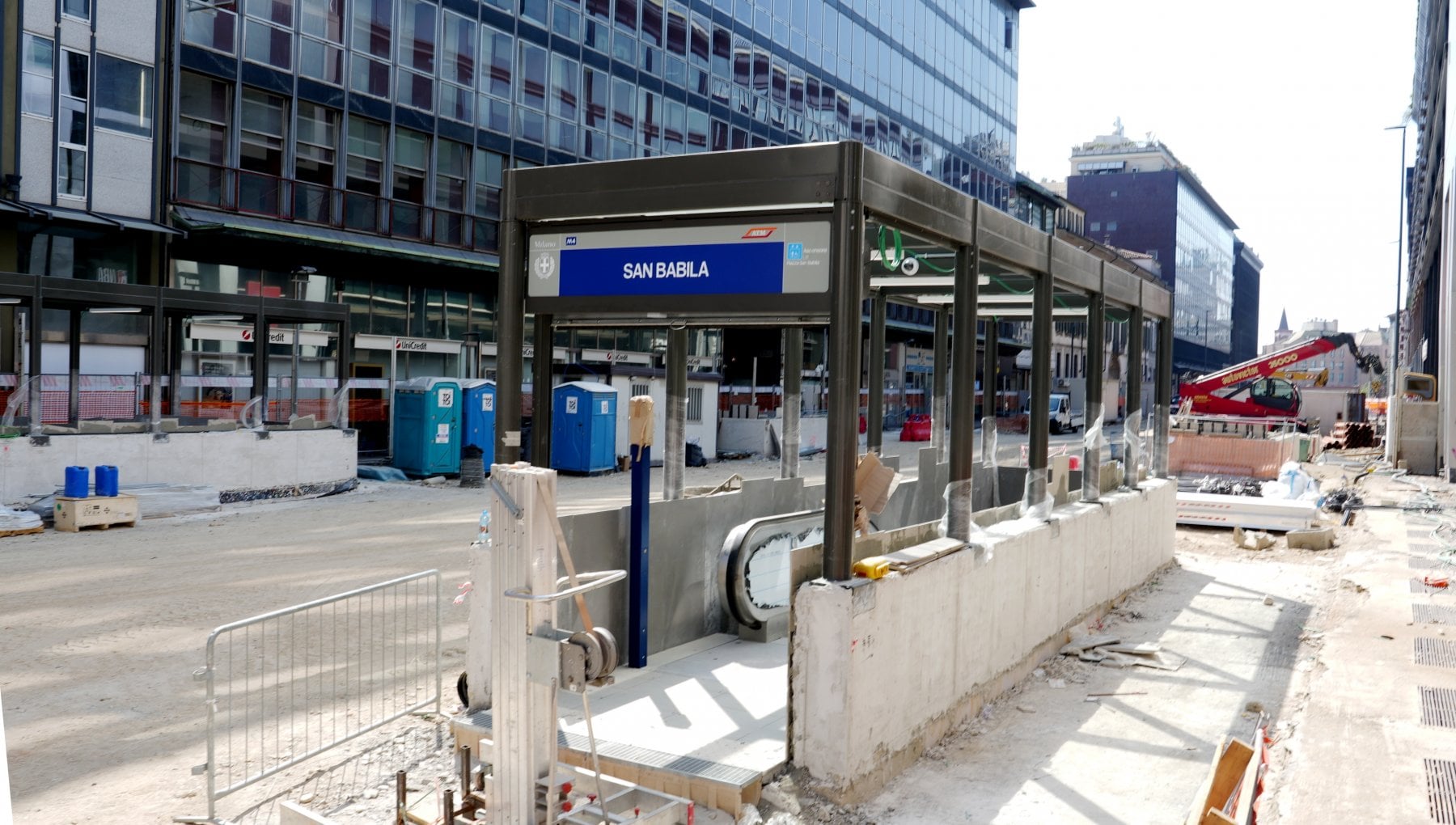 Milano batte Roma 5 a 3: in metrò da Linate a San Babila | Il caso