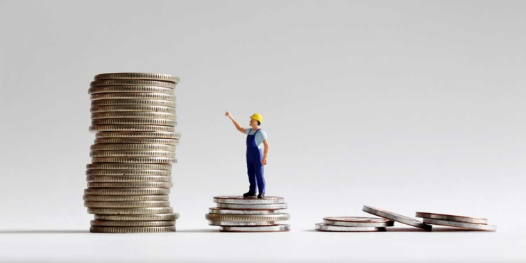 Il salario minimo in Italia, quanto è fattibile e perché? | L’analisi