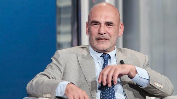 Giordano Bruno Guerri, presidente fondazione Vittoriale: “Nel nostro lavoro contano i numeri. Assurdo cacciare Greco per una poltrona” | L’intervista