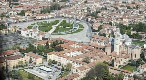 Padova: fuga dei giovani all’estero e calo demografico | L’analisi del CNEL